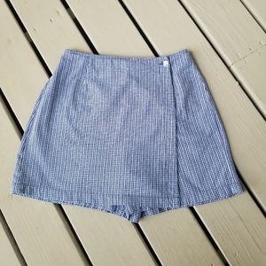 12p blue/white check skort